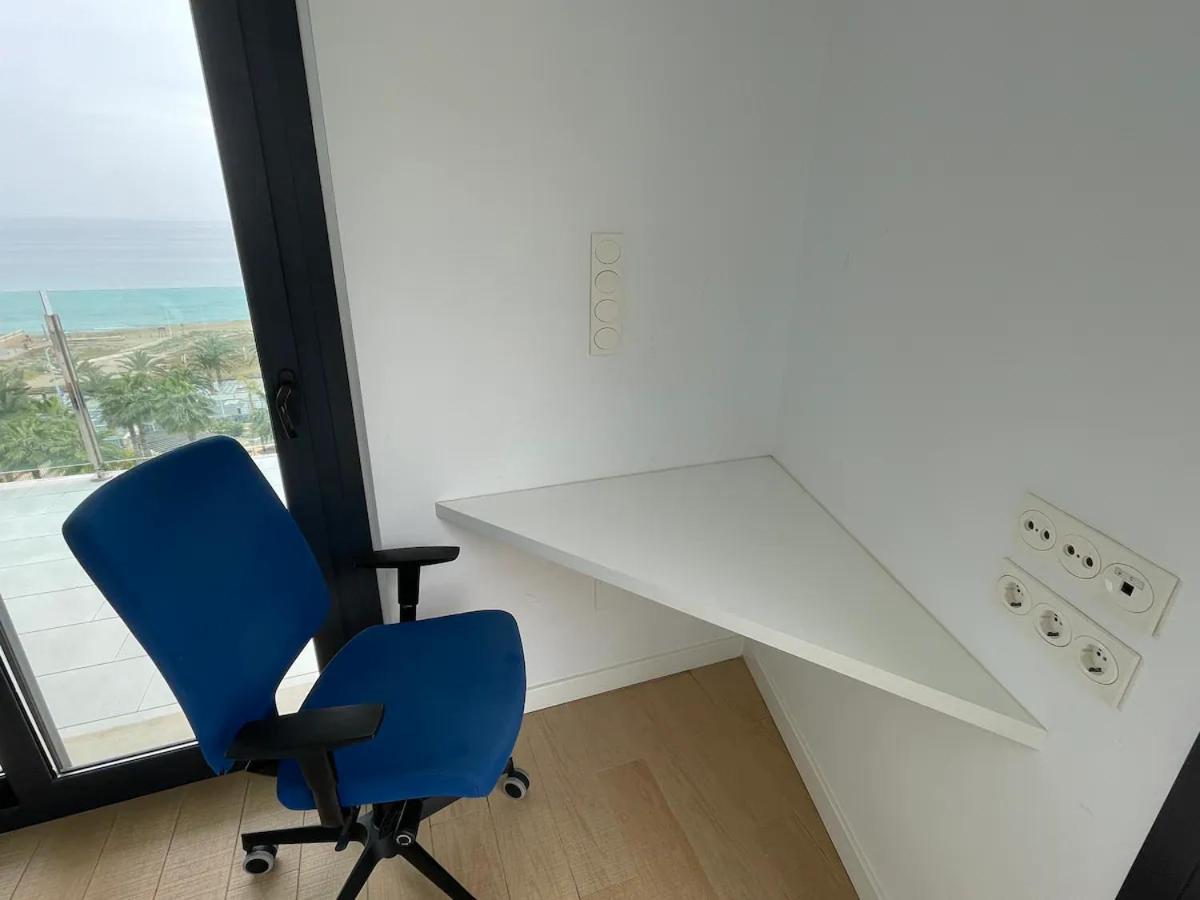 Great Views First Line Teleworkers And Families Unforgetable Apartment Arenales del Sol Ngoại thất bức ảnh